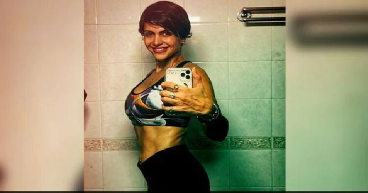 Mandira bedi insta