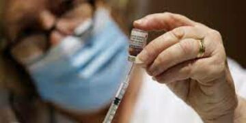 ಬೂಸ್ಟರ್‌ ಡೋಸ್ ಪಡೆದರೂ ಅದು ಮೊದಲು ಪಡೆದಿದ್ದಕ್ಕಿಂತ ಬೇರೆಯಾಗಿದ್ದರೆ ಉತ್ತಮವೆಂದ ತಜ್ಞರು