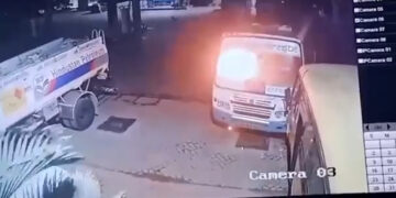 Sudden fire on a standing bus: ನಿಂತಿದ್ದ ಬಸ್‌ನಲ್ಲಿ ಇದ್ದಕ್ಕಿದ್ದಂತೆ ಬೆಂಕಿ