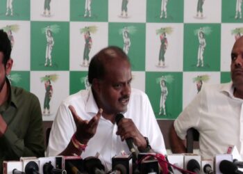 ನಿಮ್ಮ ಉಪ ಮುಖ್ಯಮಂತ್ರಿ ಮಹಾಶಯ ಪೆನ್ ಡ್ರೈವ್ ಹಂಚಿಕೆಯಲ್ಲಿ ಶಾಮೀಲಾಗಿಲ್ಲವೇ?: ಸಿಎಂಗೆ ಹೆಚ್ಡಿಕೆ ಪ್ರಶ್ನೆ