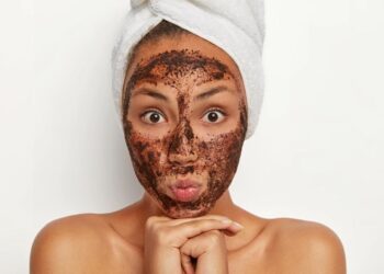 Beauty Tips: ಮನೆಯಲ್ಲಿ ತಯಾರಿಸಿ ನ್ಯಾಚುರಲ್ ಸ್ಕ್ರಬ್