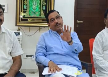 ಸಿದ್ದರಾಮಯ್ಯಗಿಂತ ದೊಡ್ಡ ಪಿಕ್ ಪಾಕೇಟ್ ಮಾಡೋರು ಸಿಗೋದೆ ಇಲ್ಲ: ಕೇಂದ್ರ ಸಚಿವ ಪ್ರಹ್ಲಾದ್ ಜೋಶಿ