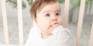 Health Tips: ಮಕ್ಕಳು ಬಾಯಿಗೆ ಬೆರಳು ಹಾಕುವುದನ್ನು ತಪ್ಪಿಸಲು ಏನು ಮಾಡಬೇಕು..?