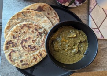 Recipe: ಬಟಾಣಿ ಪರಾಠಾ ಮತ್ತು ಪಾಲಕ್ ಪನೀರ್ ಗ್ರೇವಿ ರೆಸಿಪಿ